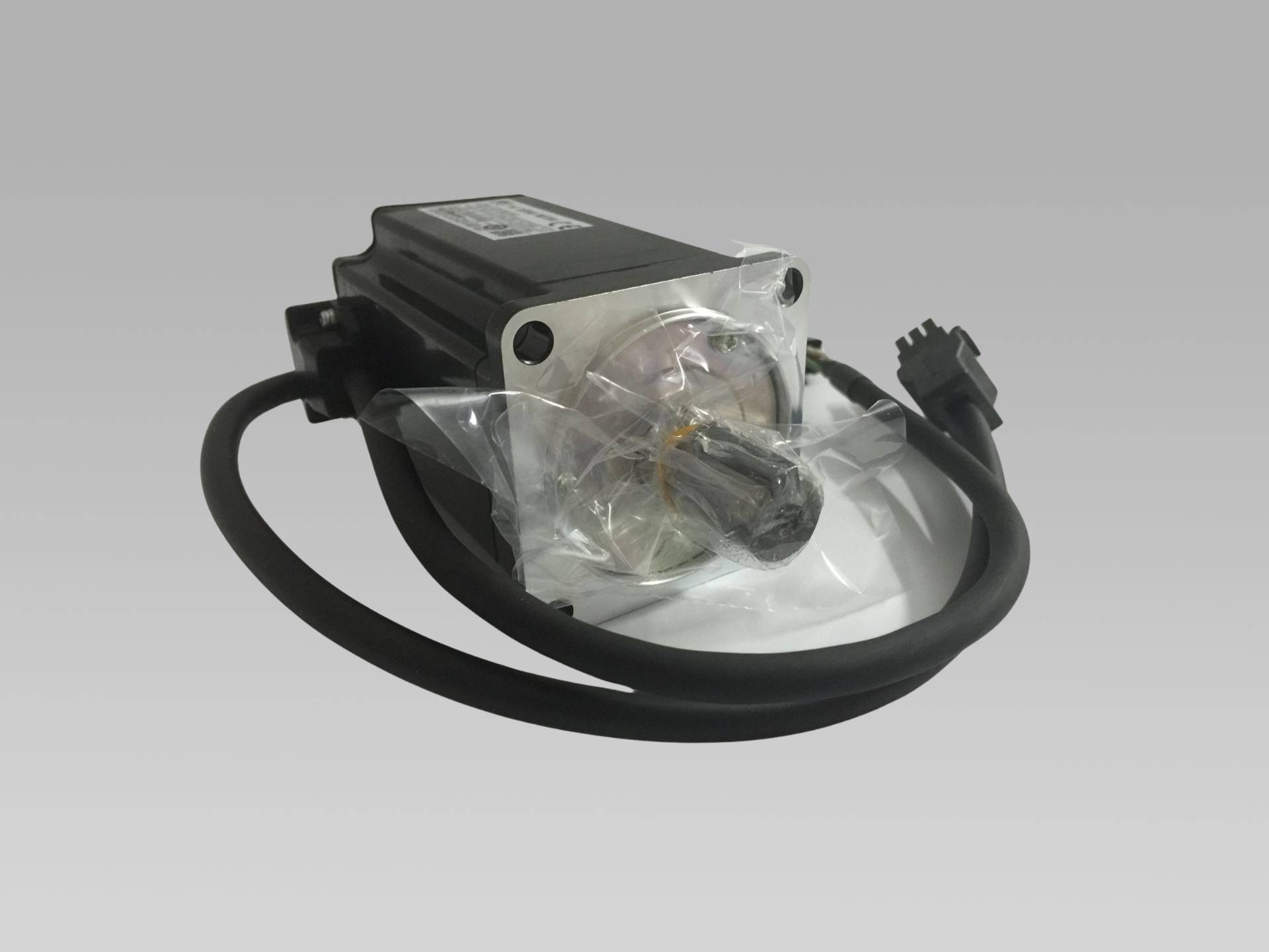 Nuovo CPU Omron CP1L-EL20DT1-D originale in magazzino 3 Servomotore FUJI