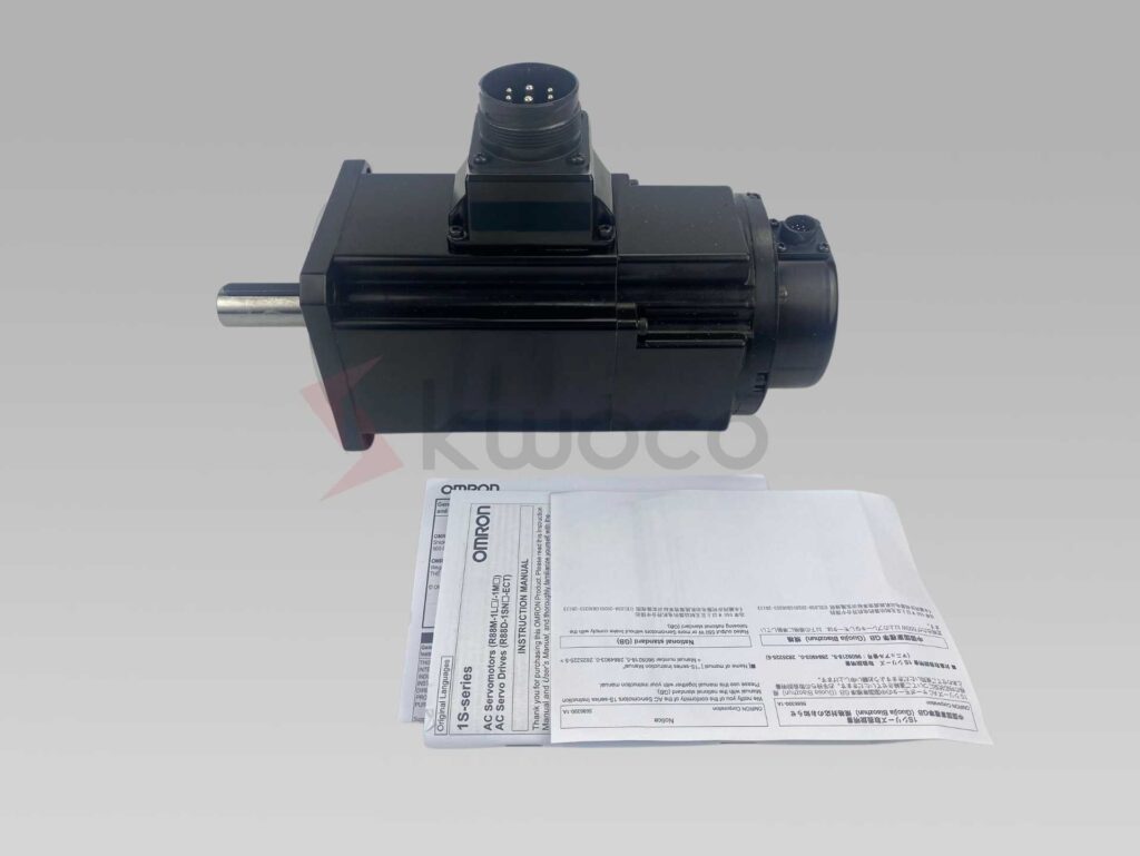 Servomoteur CA Omron R88M-1L1K530C-BS2 1,5 kW 2 R88M-1L1K530C-BS2