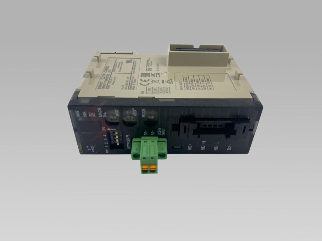 PLC de siguranță vs. PLC standard: Ghidul inginerului 13 CJ1W-CRM21