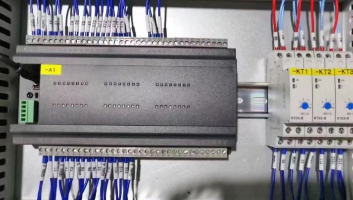 PLC de siguranță vs. PLC standard: Ghidul inginerului 11 PLC de siguranță