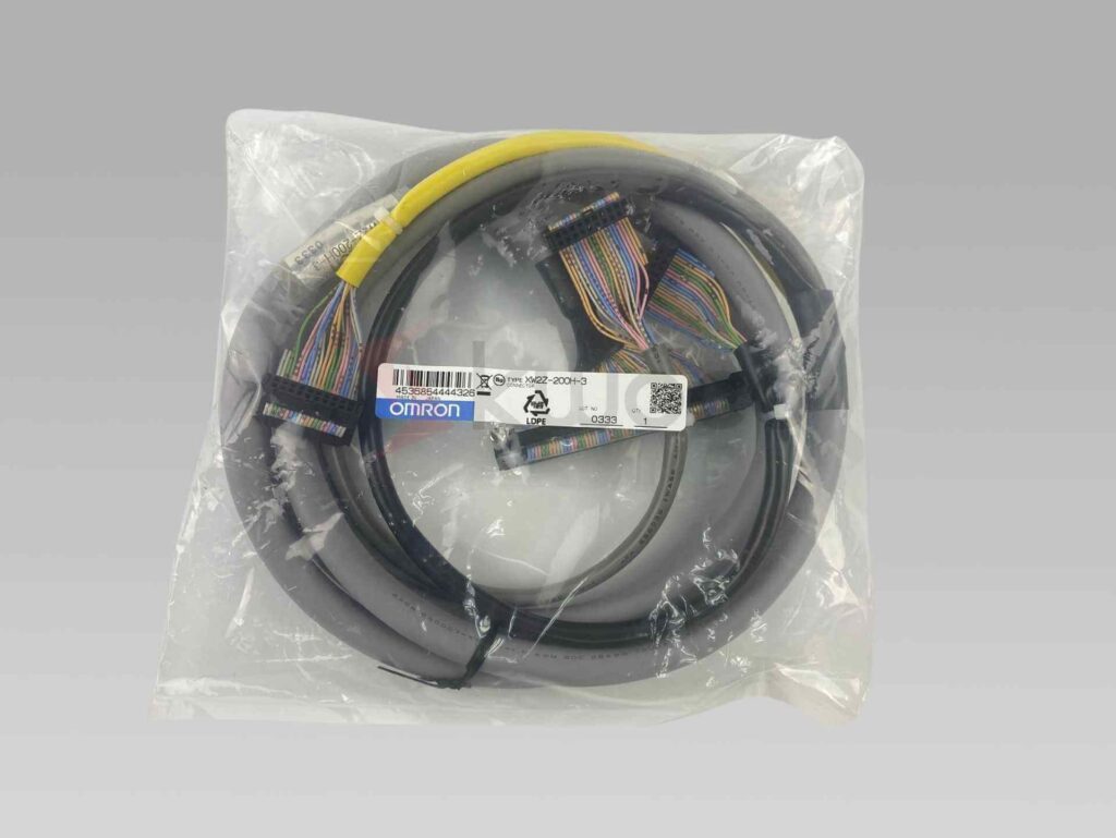 Kabel Omron XW2Z-200H-3 Asal Baharu Dalam Stok 1 XW2Z-200H-3