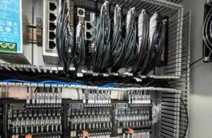 Os servomotores são CA ou CC? Compreendendo as diferenças 9 Como escolher os módulos CJ1W