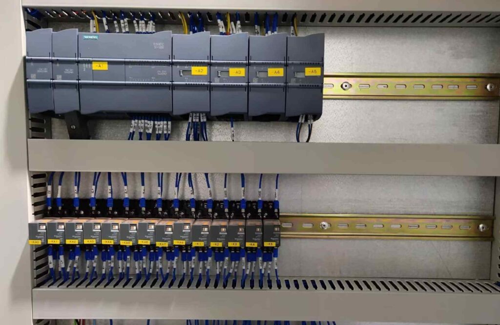 Kod Kerosakan Siemens SINAMICS G120: F0001, F0002, F30001 1 Kod Kerosakan Siemens SINAMICS G120