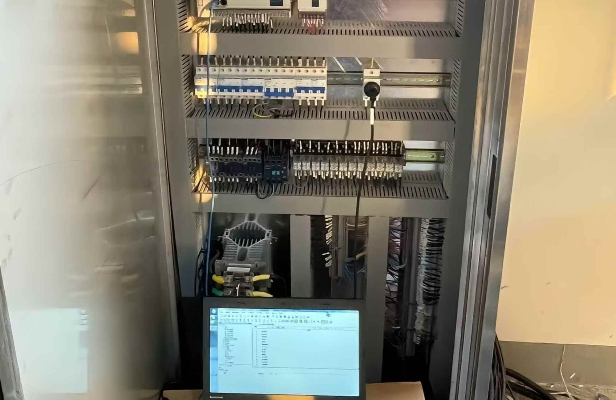 easyaccess-2-hmi-offline-banner